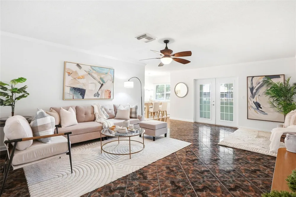 1208 14TH CIRCLE SE Largo, FL 33771