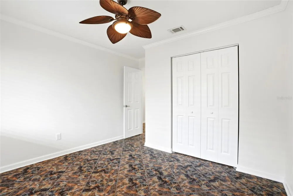 1208 14TH CIRCLE SE Largo, FL 33771