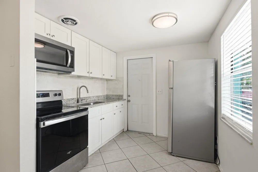417 MILWAUKEE AVENUE Dunedin, FL 34698