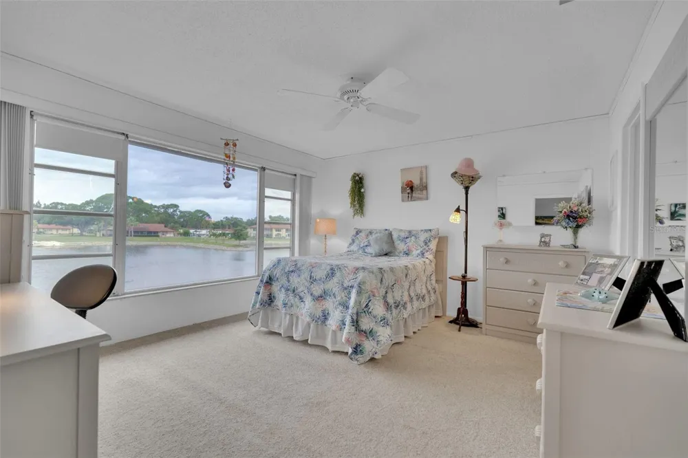 4470 NARRAGANSET TRAIL #90A Sarasota, FL 34233