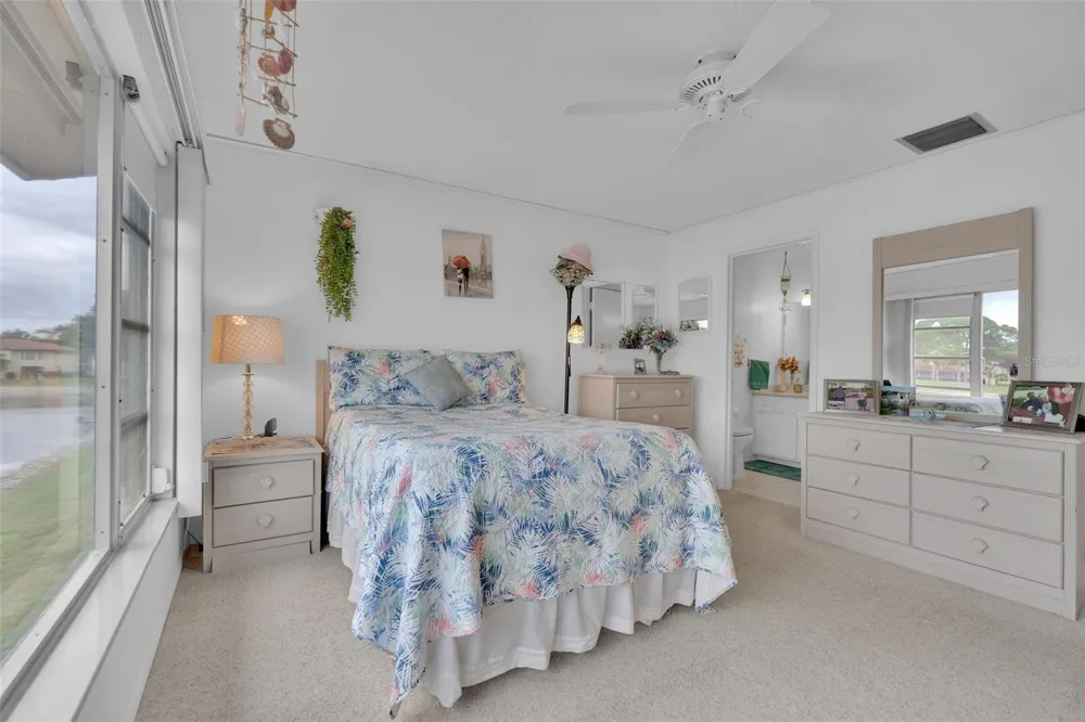 4470 NARRAGANSET TRAIL #90A Sarasota, FL 34233