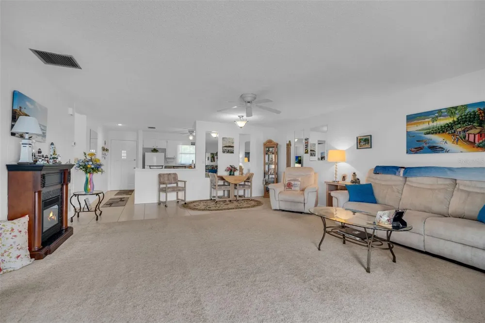 4470 NARRAGANSET TRAIL #90A Sarasota, FL 34233