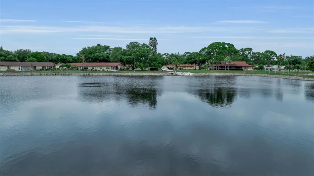 4470 NARRAGANSET TRAIL #90A Sarasota, FL 34233