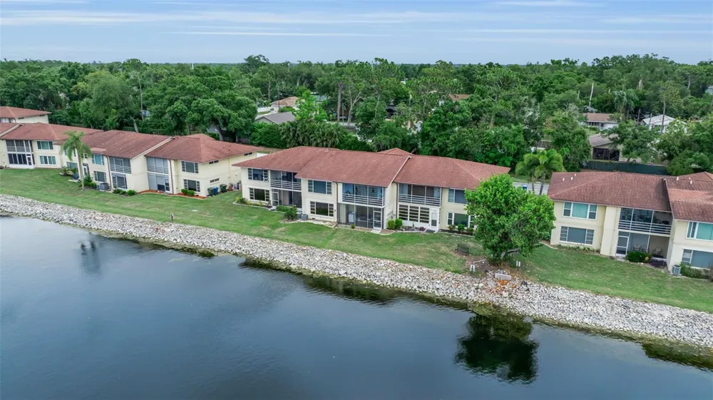 4470 NARRAGANSET TRAIL #90A Sarasota, FL 34233
