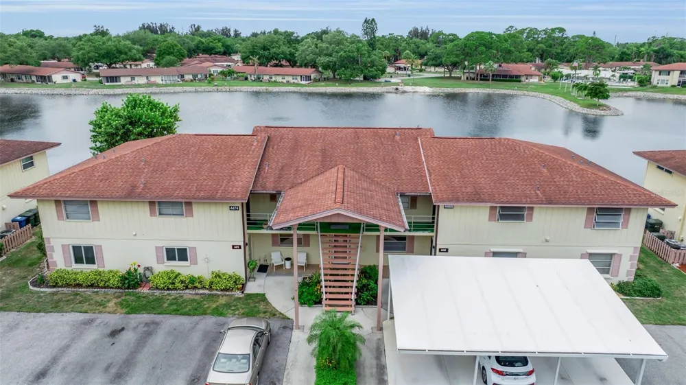 4470 NARRAGANSET TRAIL #90A Sarasota, FL 34233
