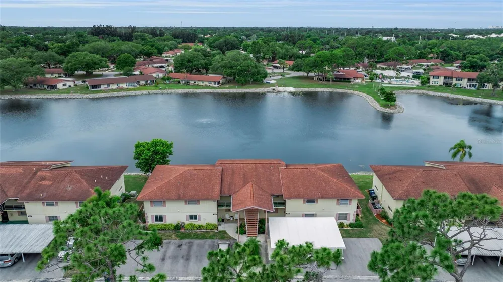 4470 NARRAGANSET TRAIL #90A Sarasota, FL 34233