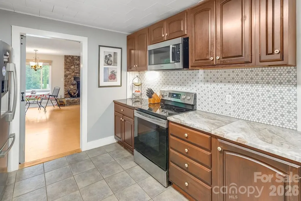 3 Odie Lane Candler, NC 28715