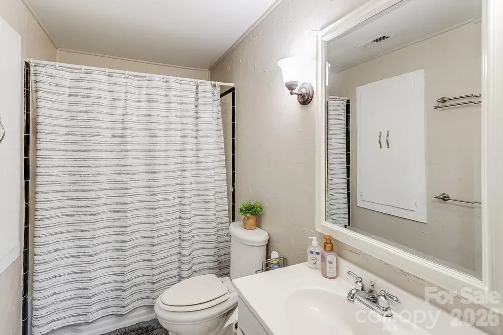 3 Odie Lane Candler, NC 28715