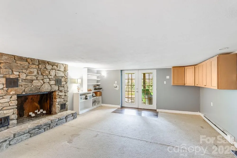 3 Odie Lane Candler, NC 28715