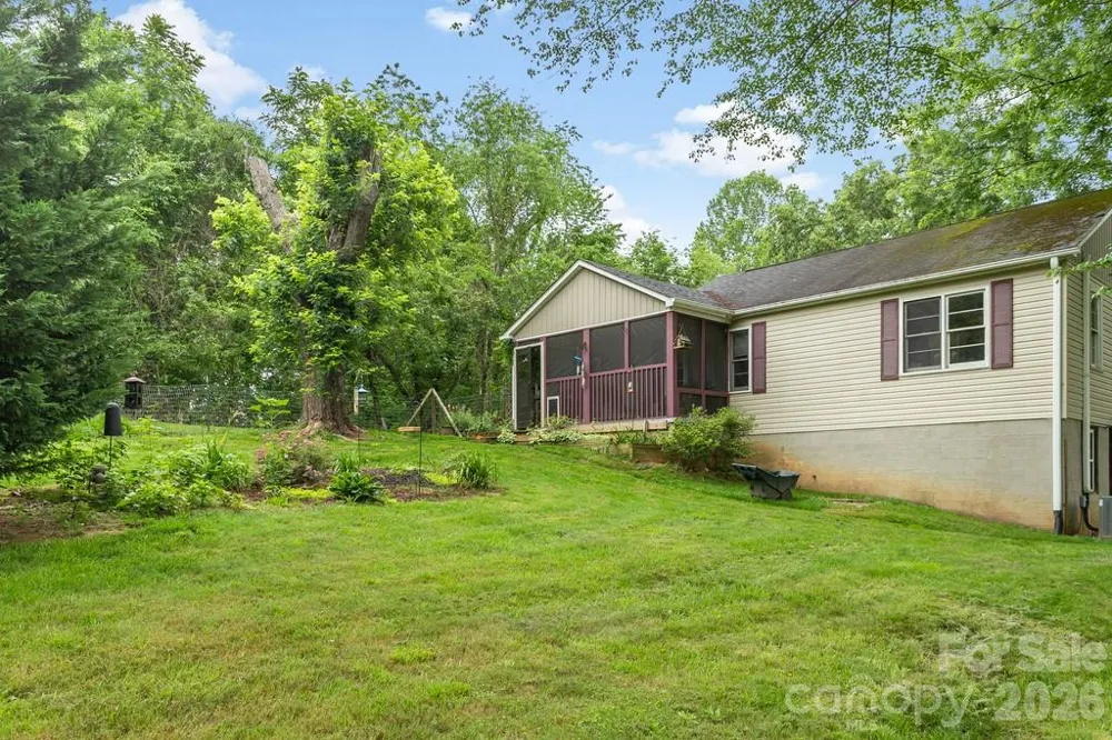 3 Odie Lane Candler, NC 28715