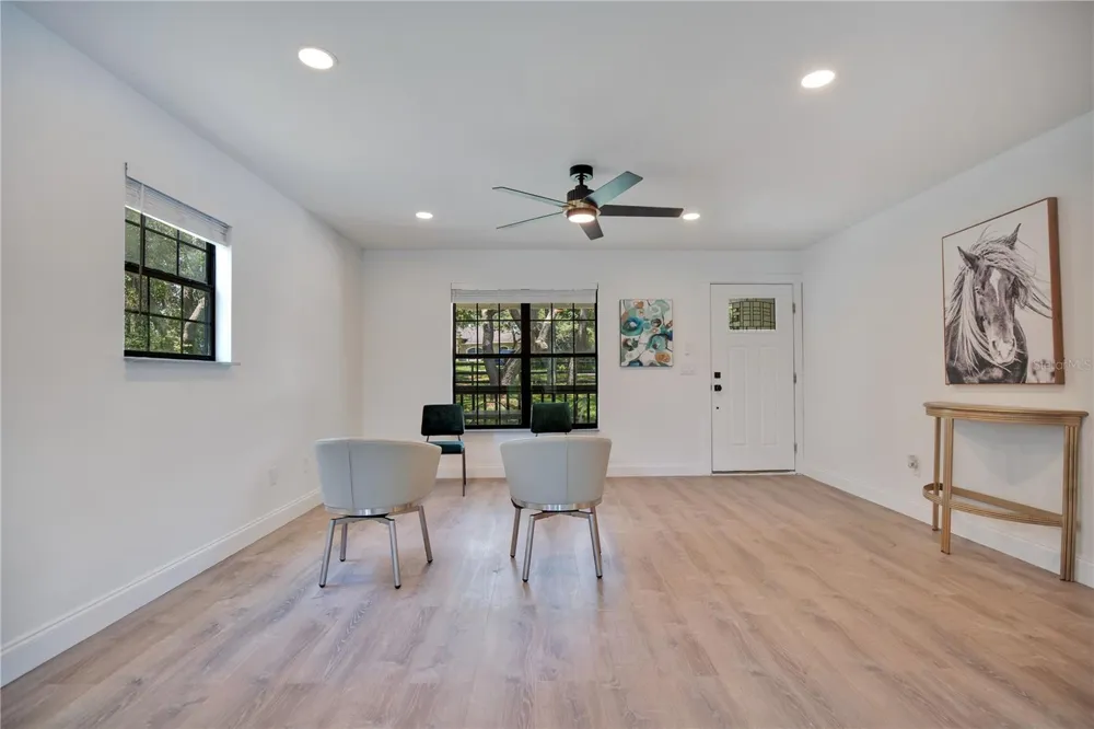 42111 CHINABERRY COURT Eustis, FL 32736