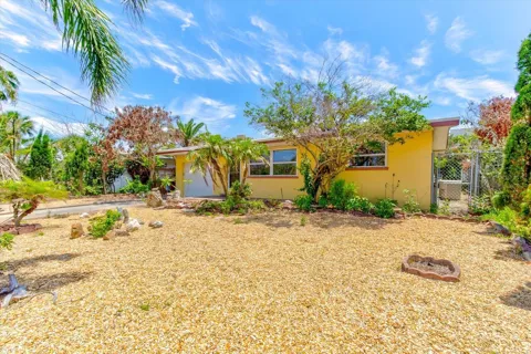 3841 CARDINAL BOULEVARD