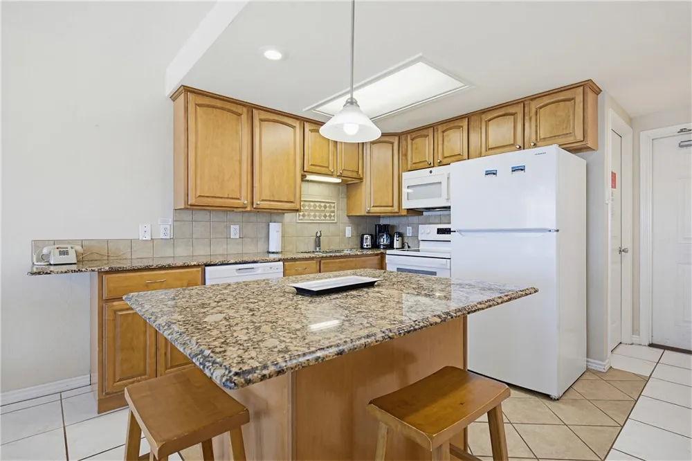 14810 Windward Drive #516 Corpus Christi, TX 78418