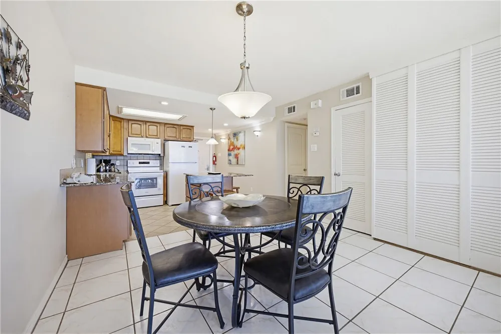 14810 Windward Drive #516 Corpus Christi, TX 78418