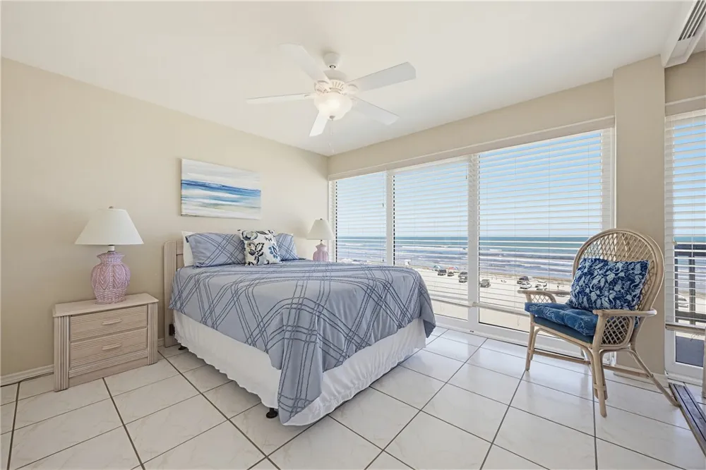 14810 Windward Drive #516 Corpus Christi, TX 78418