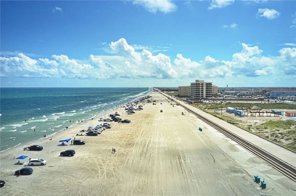 14810 Windward Drive #516 Corpus Christi, TX 78418