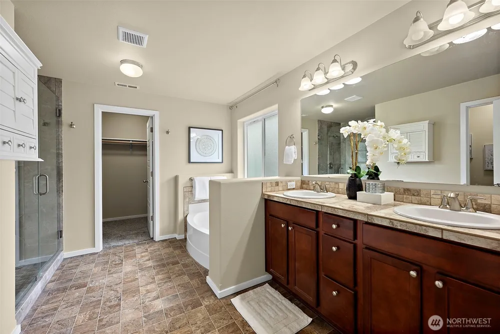 2906 293rd Street S Roy, WA 98580