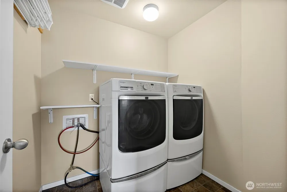 2906 293rd Street S Roy, WA 98580