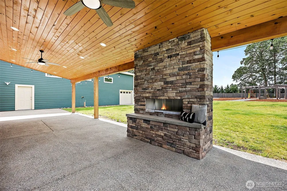 2906 293rd Street S Roy, WA 98580