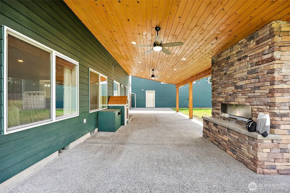 2906 293rd Street S Roy, WA 98580
