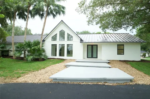 20500 SW 50th Pl