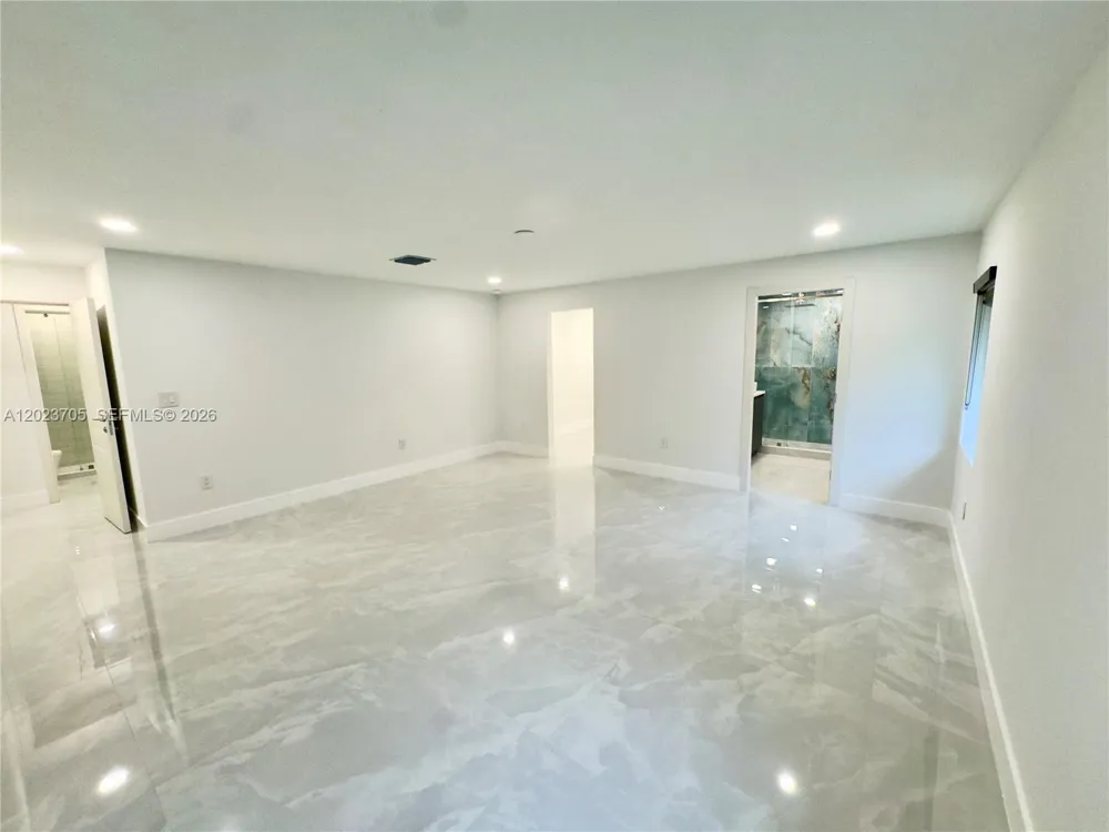 20500 SW 50th Pl Southwest Ranches, FL 33332