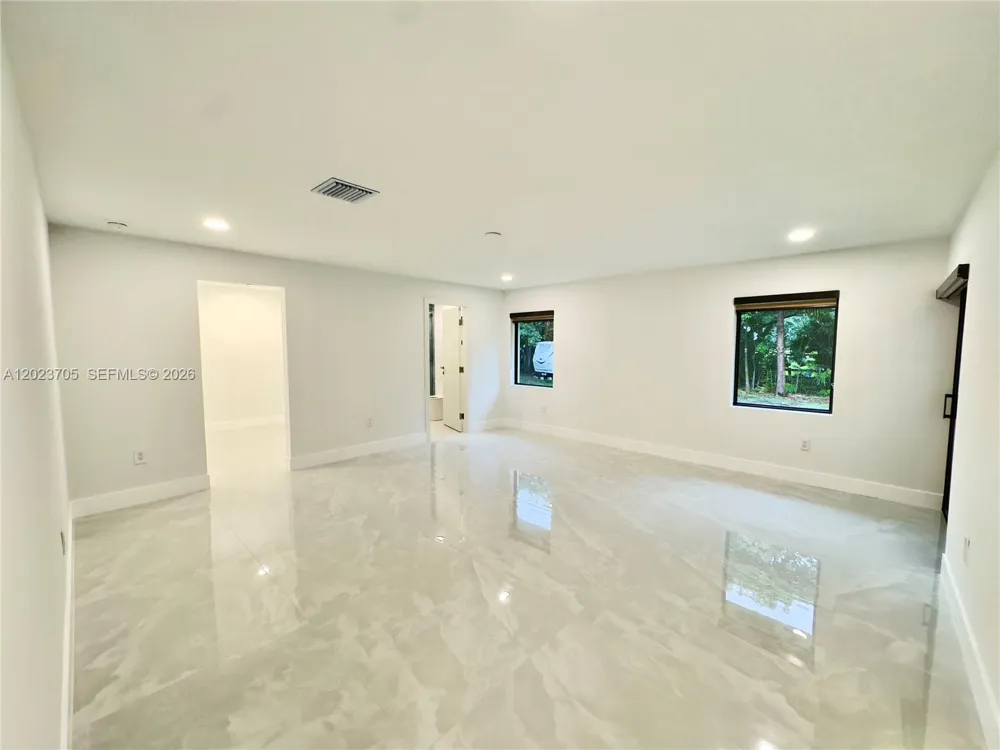 20500 SW 50th Pl Southwest Ranches, FL 33332