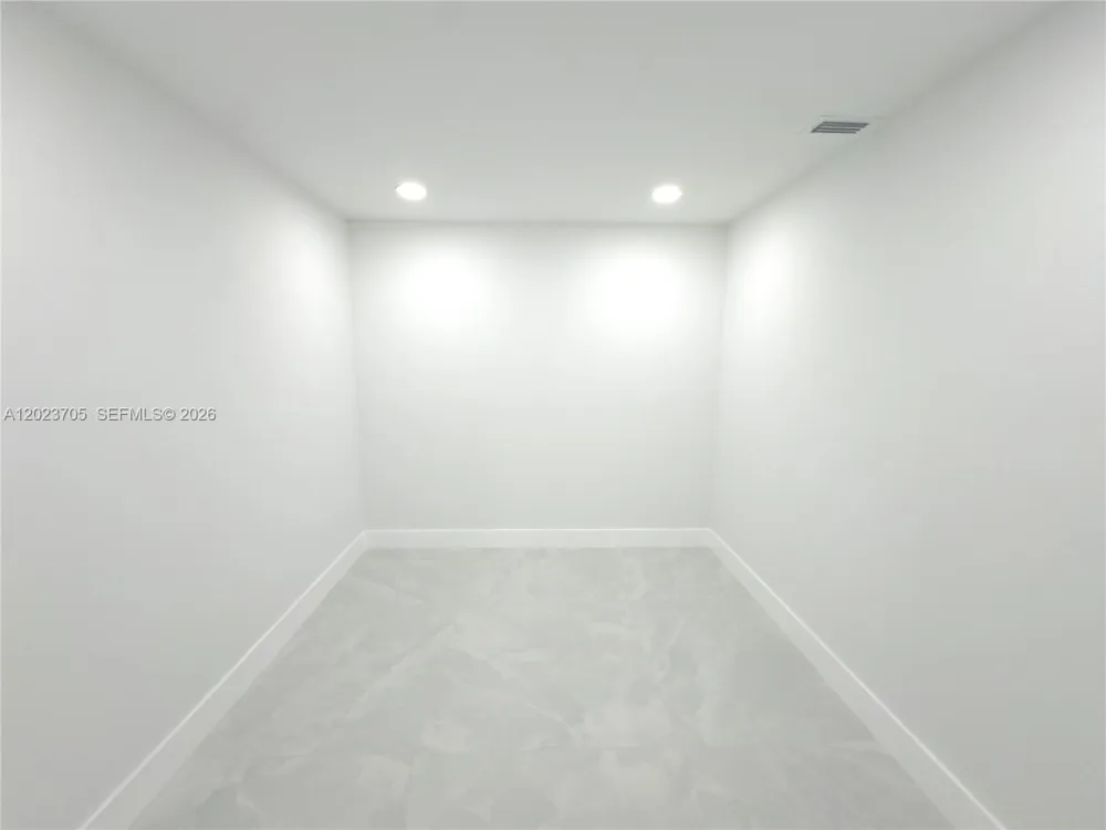 20500 SW 50th Pl Southwest Ranches, FL 33332