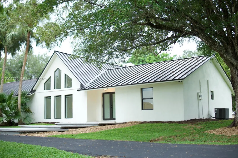 20500 SW 50th Pl Southwest Ranches, FL 33332