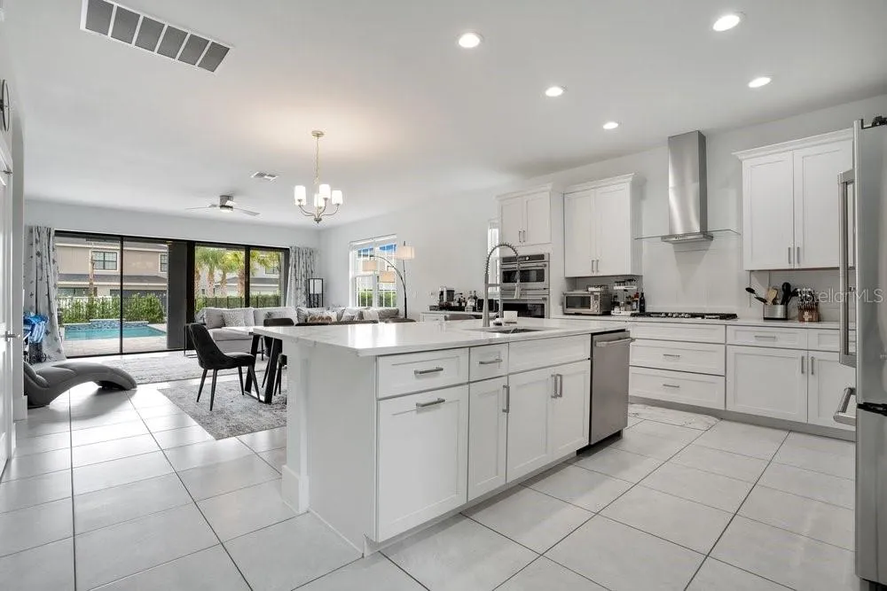 7417 SPARKLING COURT Reunion, FL 34747