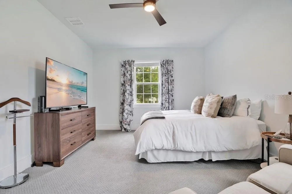 7417 SPARKLING COURT Reunion, FL 34747