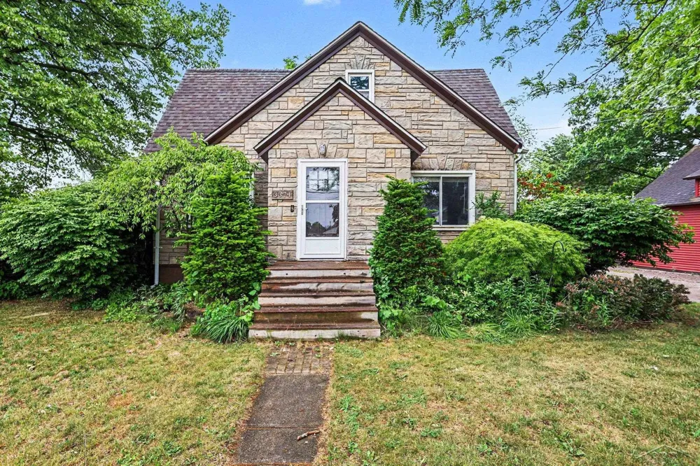 3374 Winter Street Carrollton Township, MI 48604