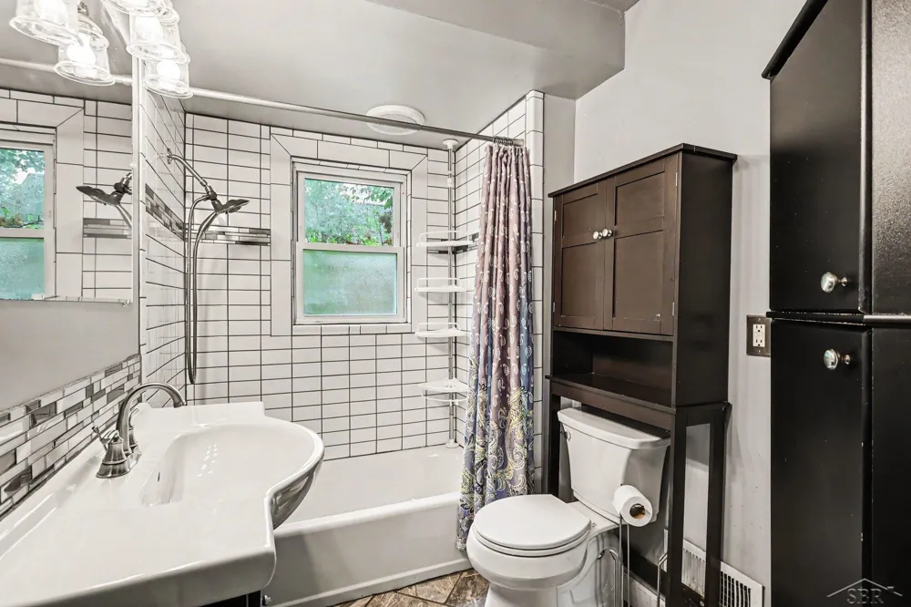 3374 Winter Street Carrollton Township, MI 48604