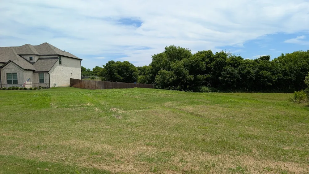 209 Rosetree Court Hewitt, TX 76643