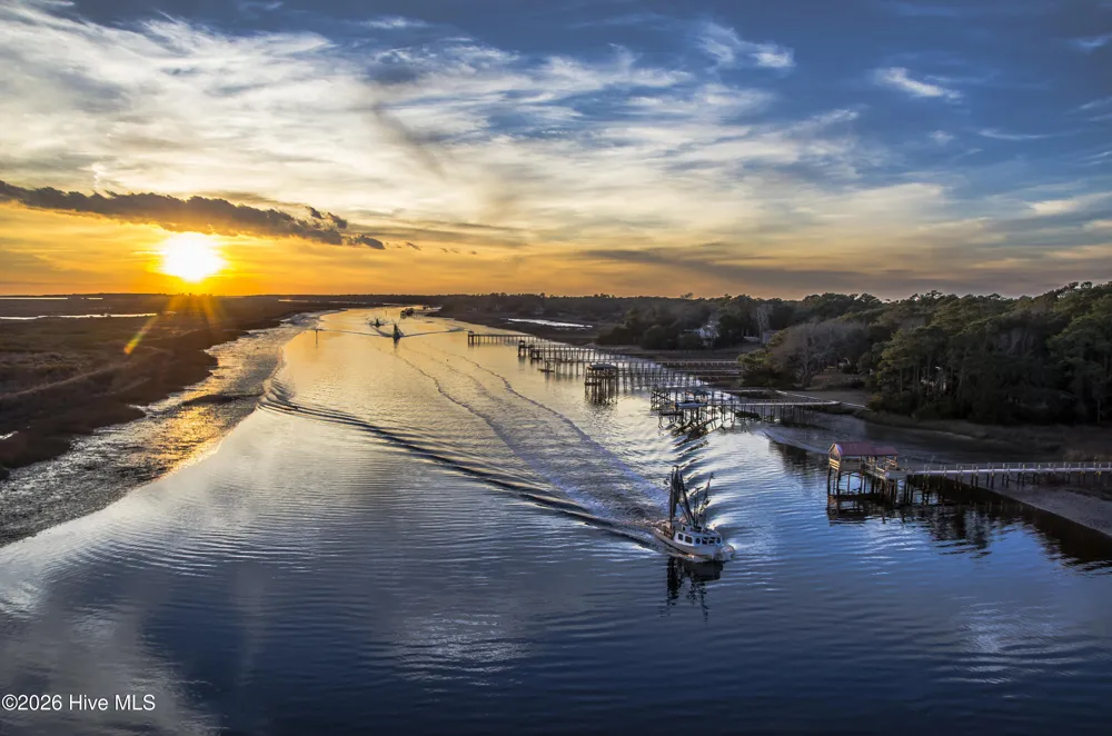 476 Lake Shore Drive Sunset Beach, NC 28468