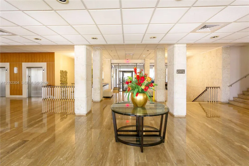 1950 S Ocean Dr #3D Hallandale Beach, FL 33009