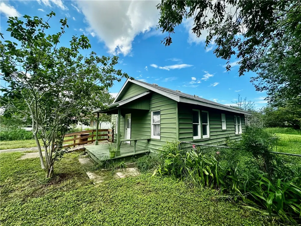 2729 Robby Street Corpus Christi, TX 78410