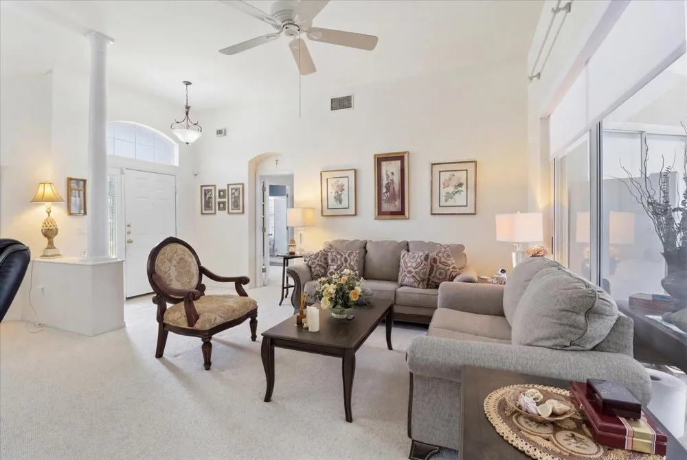 168 W ROMANY LOOP Beverly Hills, FL 34465
