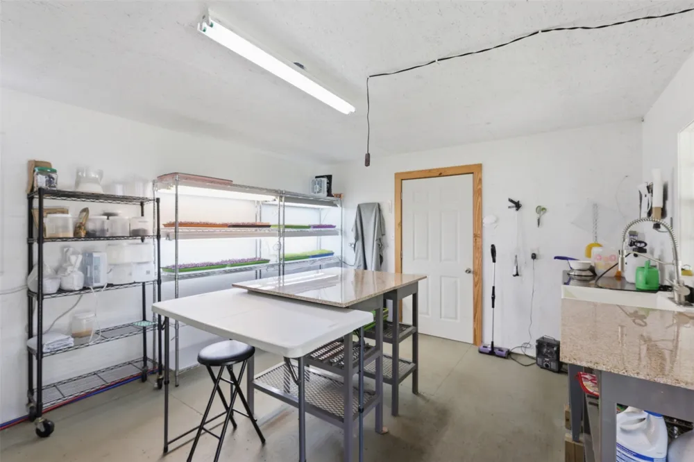 254 County Road 4129 New Boston, TX 75570