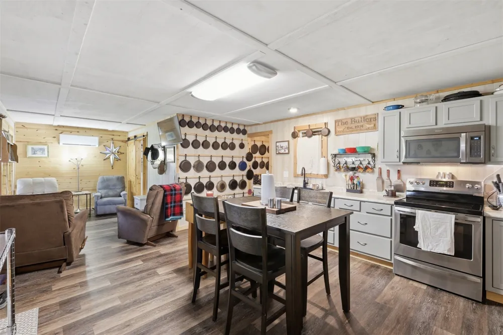 254 County Road 4129 New Boston, TX 75570