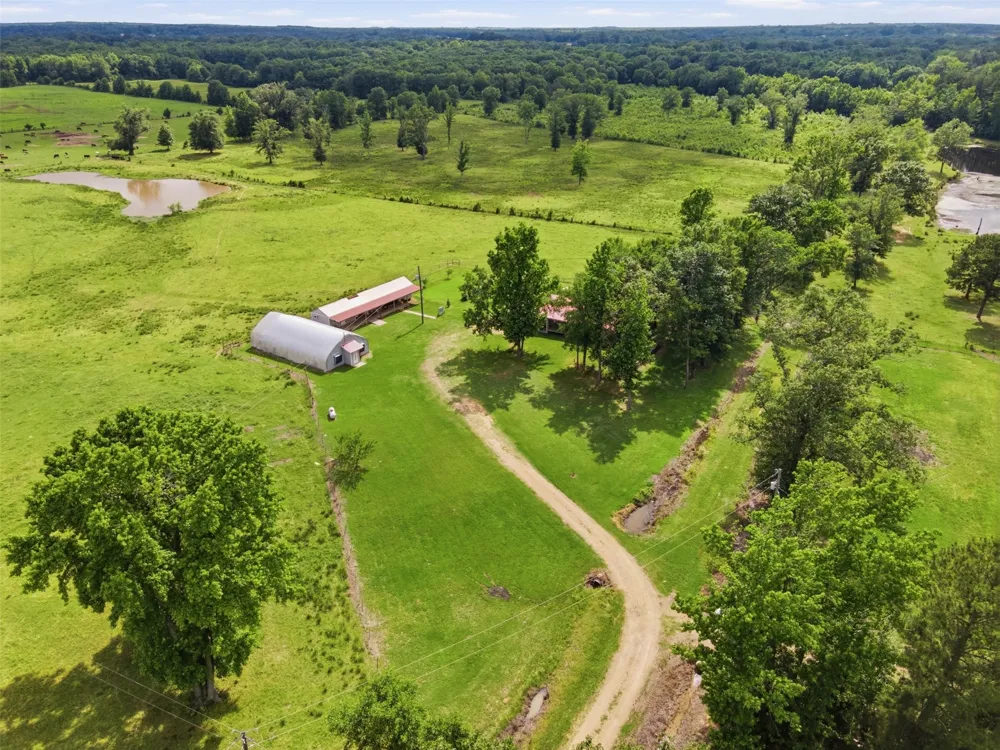254 County Road 4129 New Boston, TX 75570