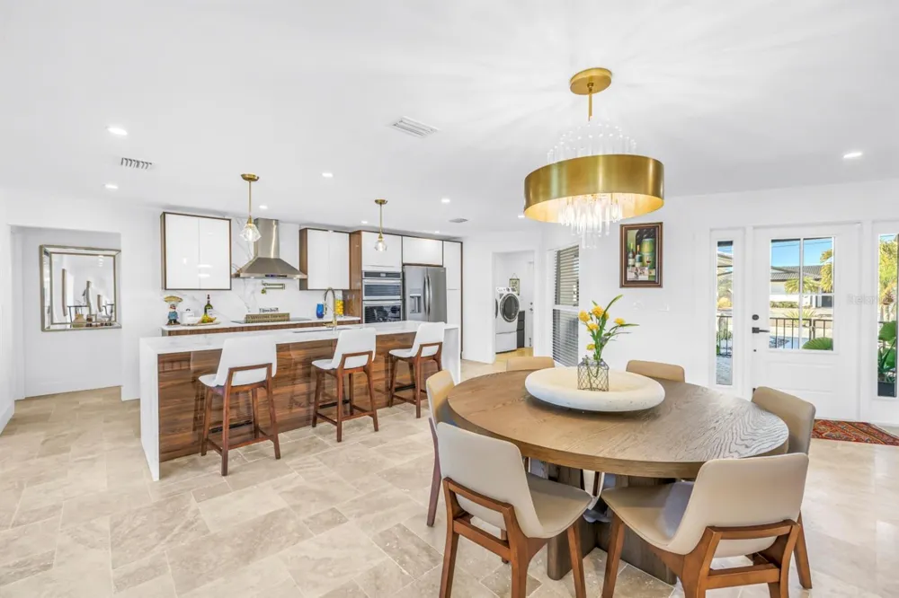 795 CAPRI BOULEVARD Treasure Island, FL 33706