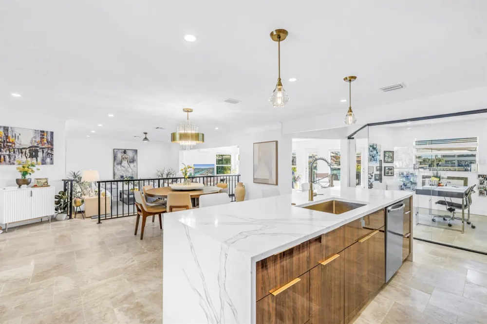 795 CAPRI BOULEVARD Treasure Island, FL 33706
