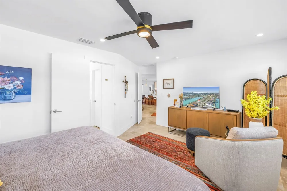 795 CAPRI BOULEVARD Treasure Island, FL 33706