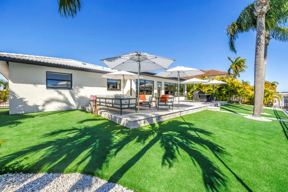 795 CAPRI BOULEVARD Treasure Island, FL 33706