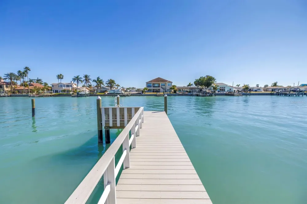 795 CAPRI BOULEVARD Treasure Island, FL 33706