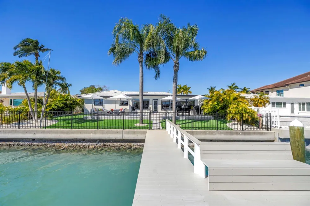 795 CAPRI BOULEVARD Treasure Island, FL 33706