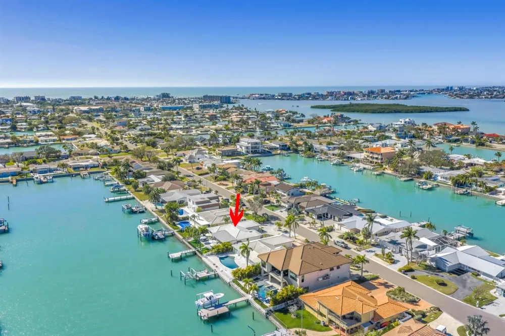 795 CAPRI BOULEVARD Treasure Island, FL 33706