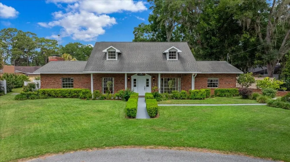 2300 SE 38TH COURT ocala, FL 34471