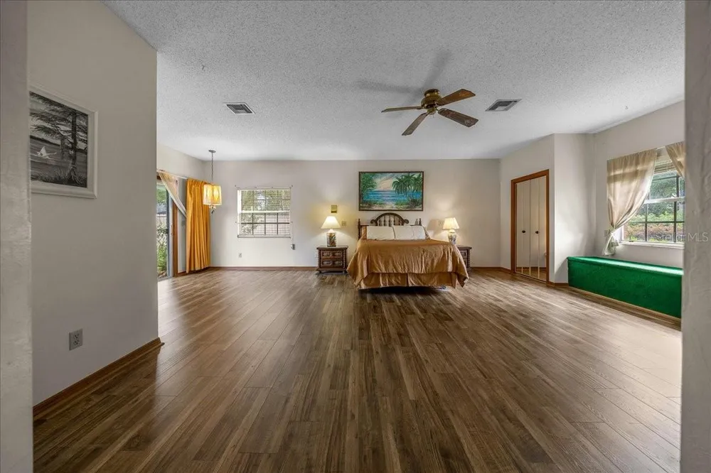 2300 SE 38TH COURT ocala, FL 34471